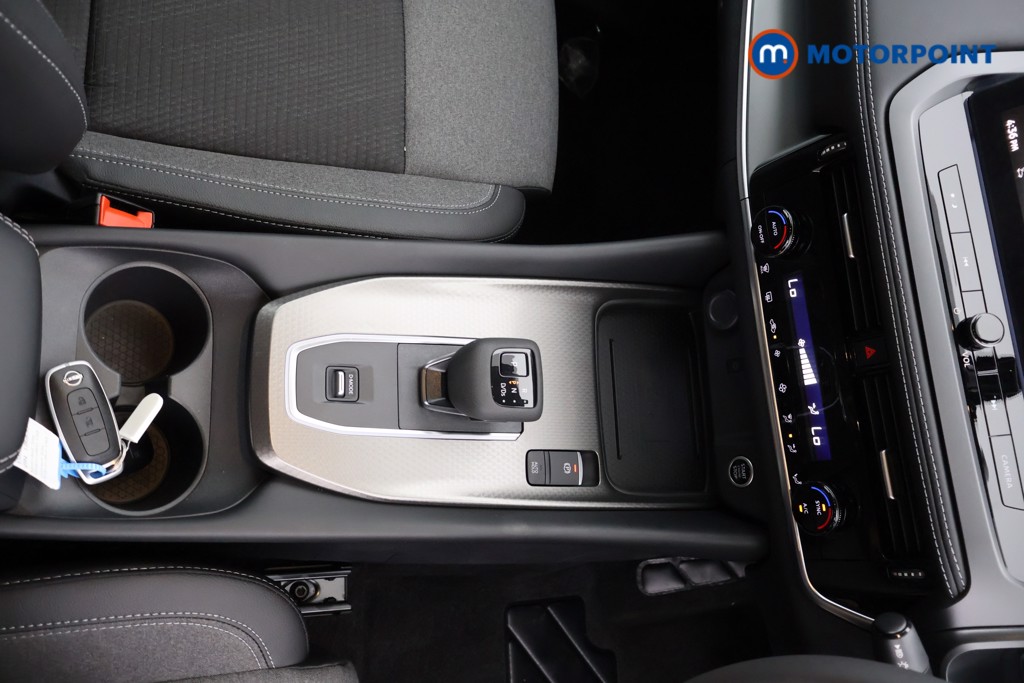 Nissan Qashqai N-Connecta Automatic Petrol SUV - Stock Number (1569223) - 8th supplementary image