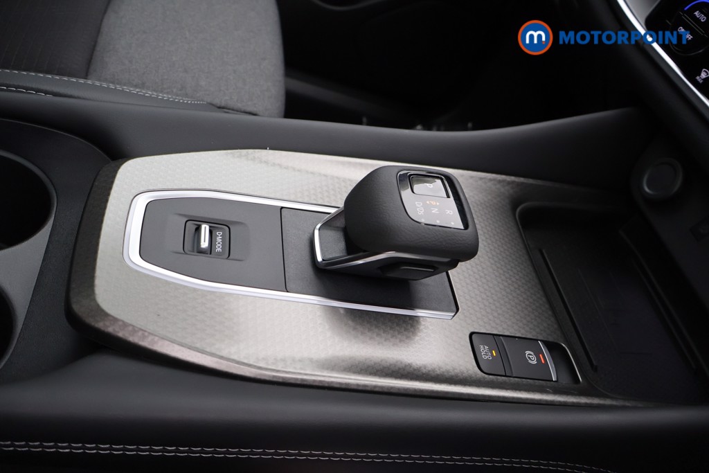 Nissan Qashqai N-Connecta Automatic Petrol SUV - Stock Number (1569280) - 6th supplementary image