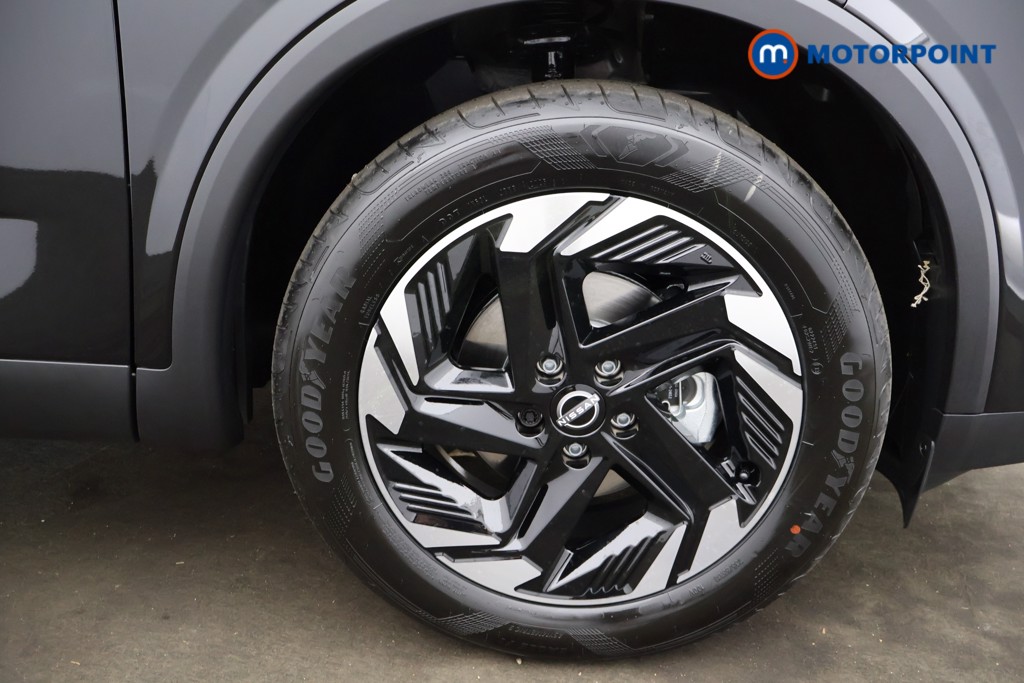 Nissan Qashqai N-Connecta Automatic Petrol SUV - Stock Number (1569280) - 13th supplementary image
