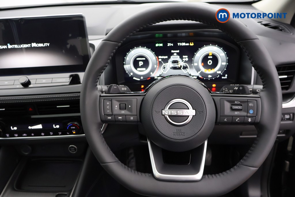 Nissan Qashqai N-Connecta Automatic Petrol SUV - Stock Number (1569280) - 1st supplementary image