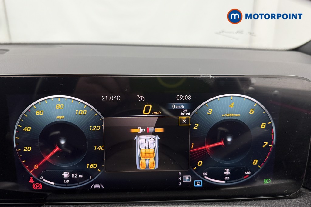 Mercedes-Benz GLB Amg Line Automatic Petrol SUV - Stock Number (1569409) - 6th supplementary image