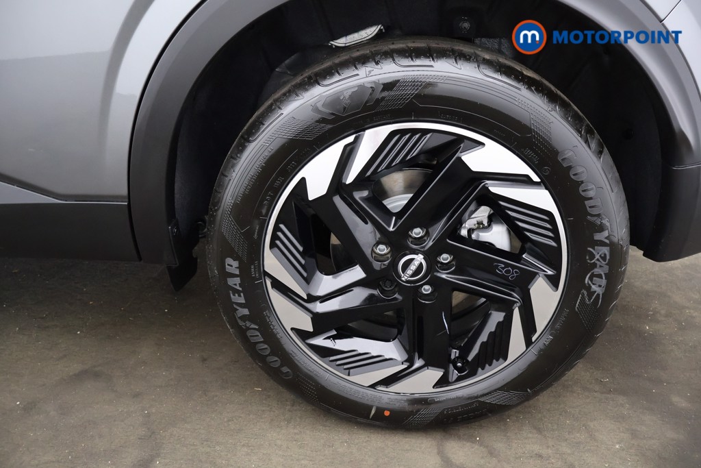 Nissan Qashqai N-Connecta Automatic Petrol SUV - Stock Number (1569415) - 15th supplementary image