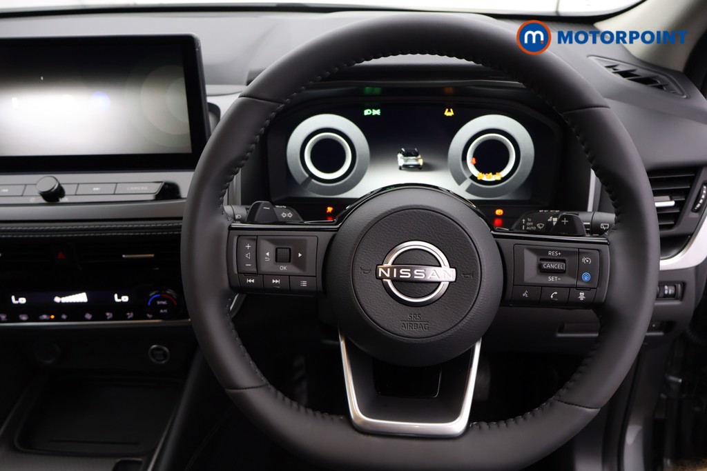 Nissan Qashqai N-Connecta Automatic Petrol SUV - Stock Number (1569415) - 1st supplementary image