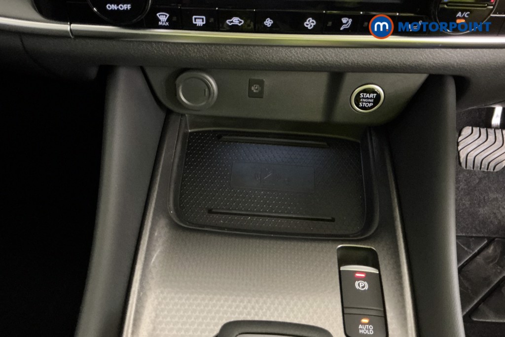 Nissan Qashqai N-Connecta Automatic Petrol SUV - Stock Number (1569451) - 14th supplementary image