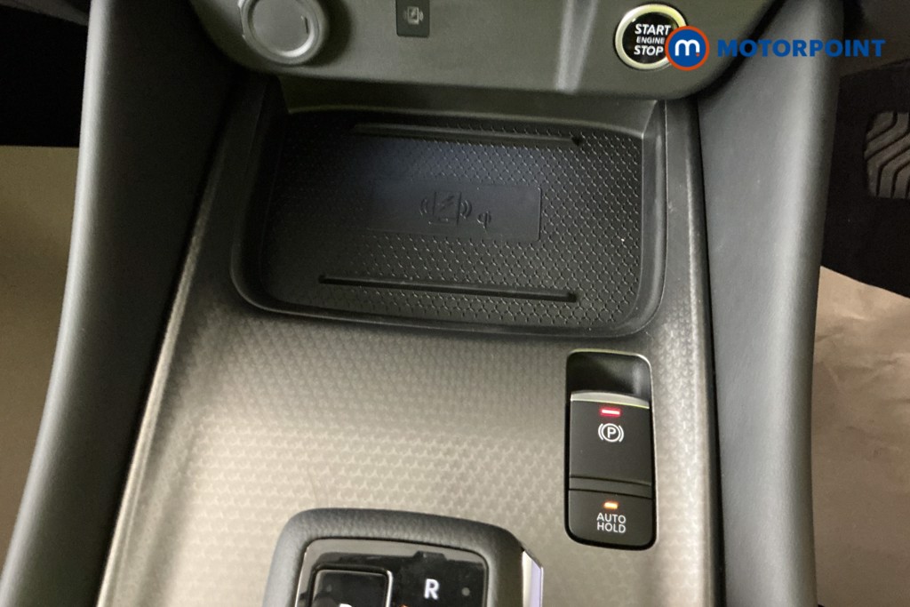Nissan Qashqai N-Connecta Automatic Petrol SUV - Stock Number (1569460) - 14th supplementary image