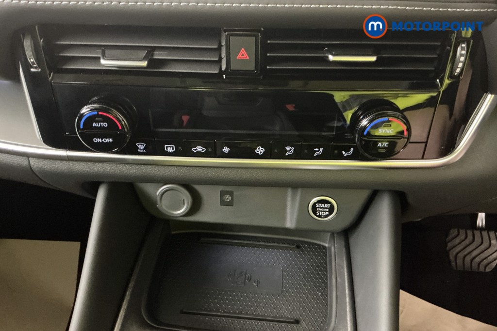 Nissan Qashqai N-Connecta Automatic Petrol SUV - Stock Number (1569460) - 15th supplementary image
