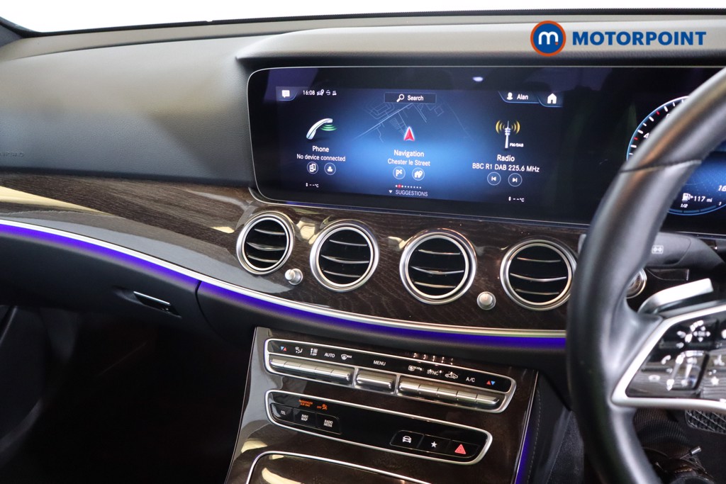 Mercedes-Benz E Class Sport Automatic Diesel Saloon - Stock Number (1569535) - 3rd supplementary image