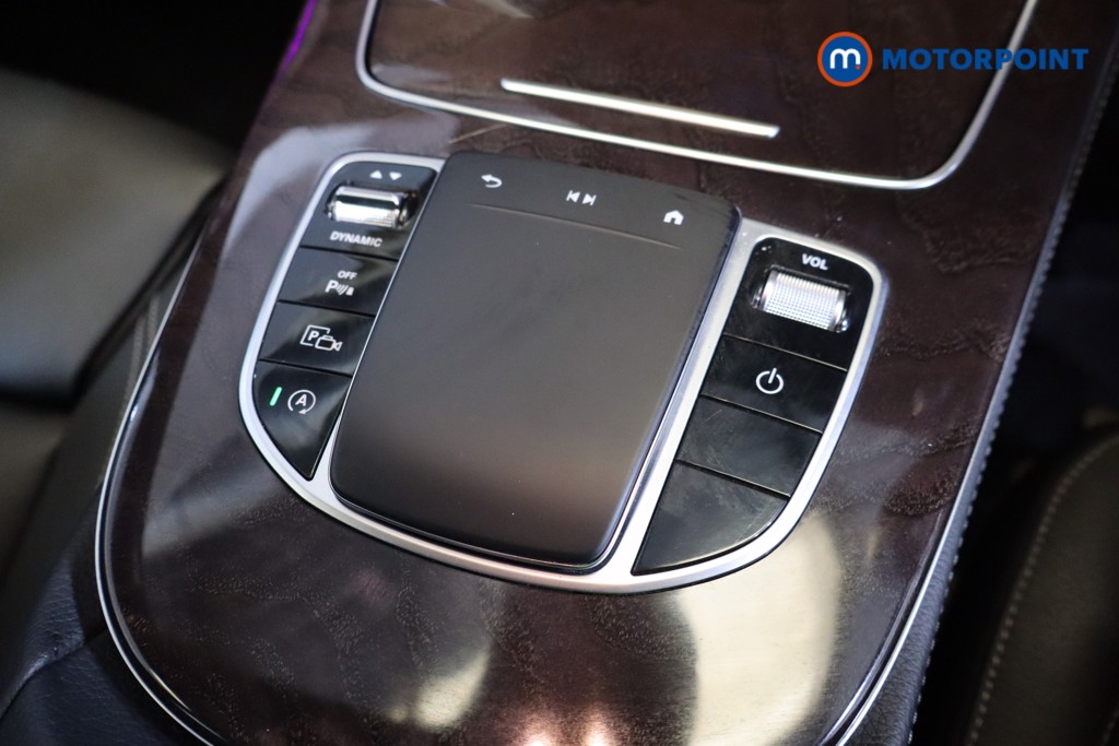 Mercedes-Benz E Class Sport Automatic Diesel Saloon - Stock Number (1569535) - 12th supplementary image