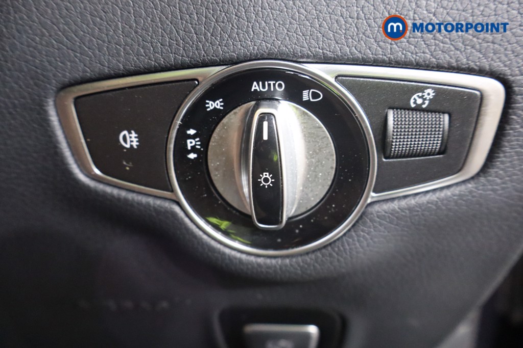 Mercedes-Benz E Class Sport Automatic Diesel Saloon - Stock Number (1569535) - 17th supplementary image