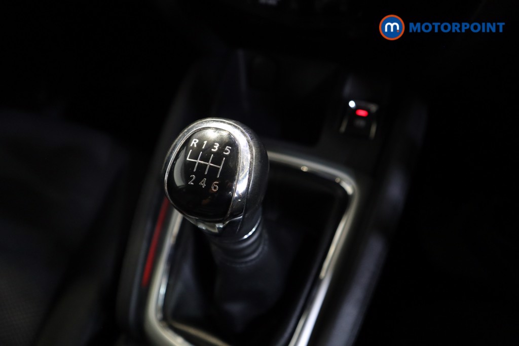 Nissan Qashqai N-Connecta Manual Petrol SUV - Stock Number (1569760) - 8th supplementary image