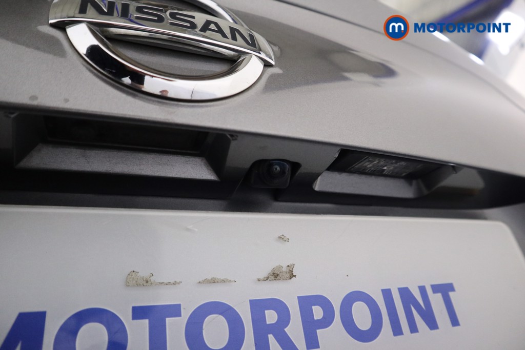 Nissan Qashqai N-Connecta Manual Petrol SUV - Stock Number (1569760) - 17th supplementary image