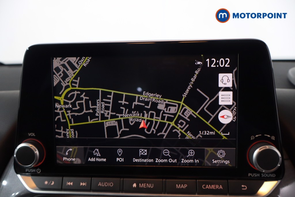 Nissan Juke N-Connecta Automatic Petrol SUV - Stock Number (1569813) - 2nd supplementary image