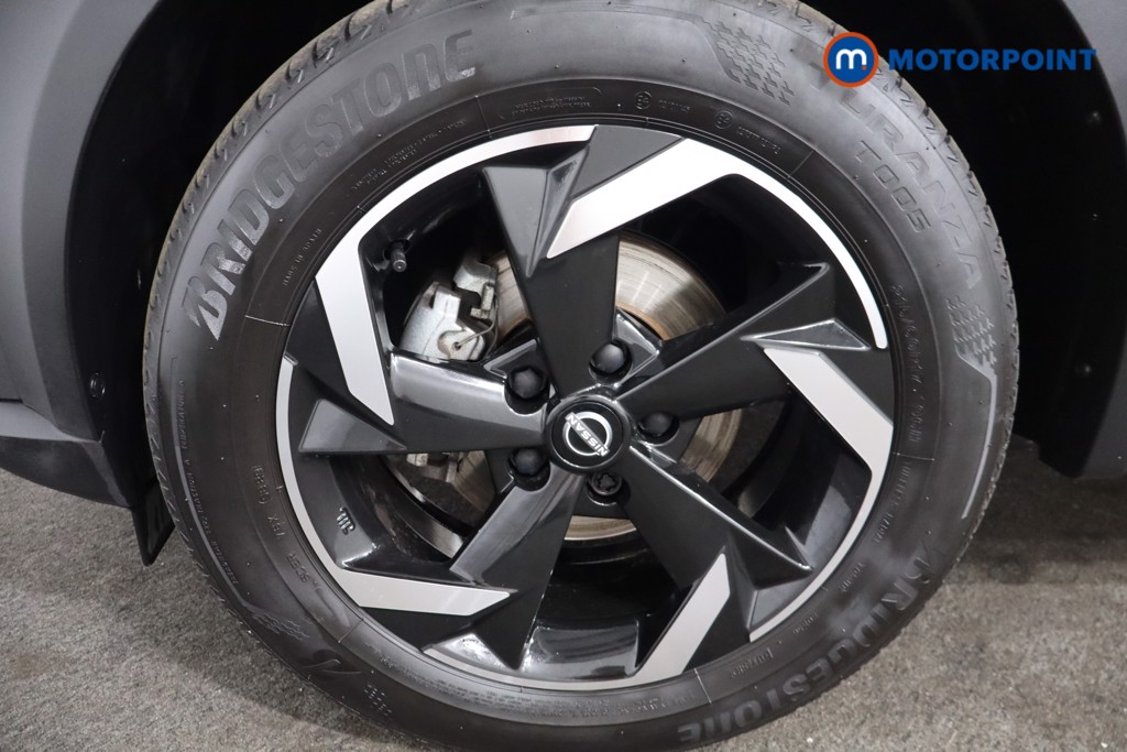 Nissan Juke N-Connecta Automatic Petrol SUV - Stock Number (1569813) - 11th supplementary image