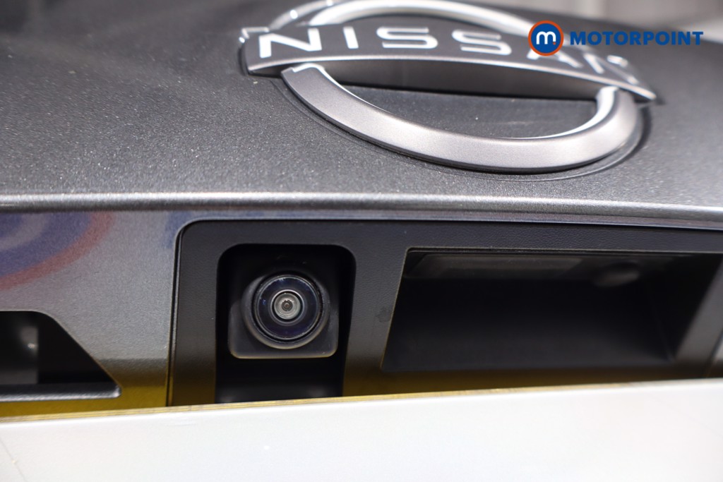Nissan Juke N-Connecta Automatic Petrol SUV - Stock Number (1569813) - 34th supplementary image
