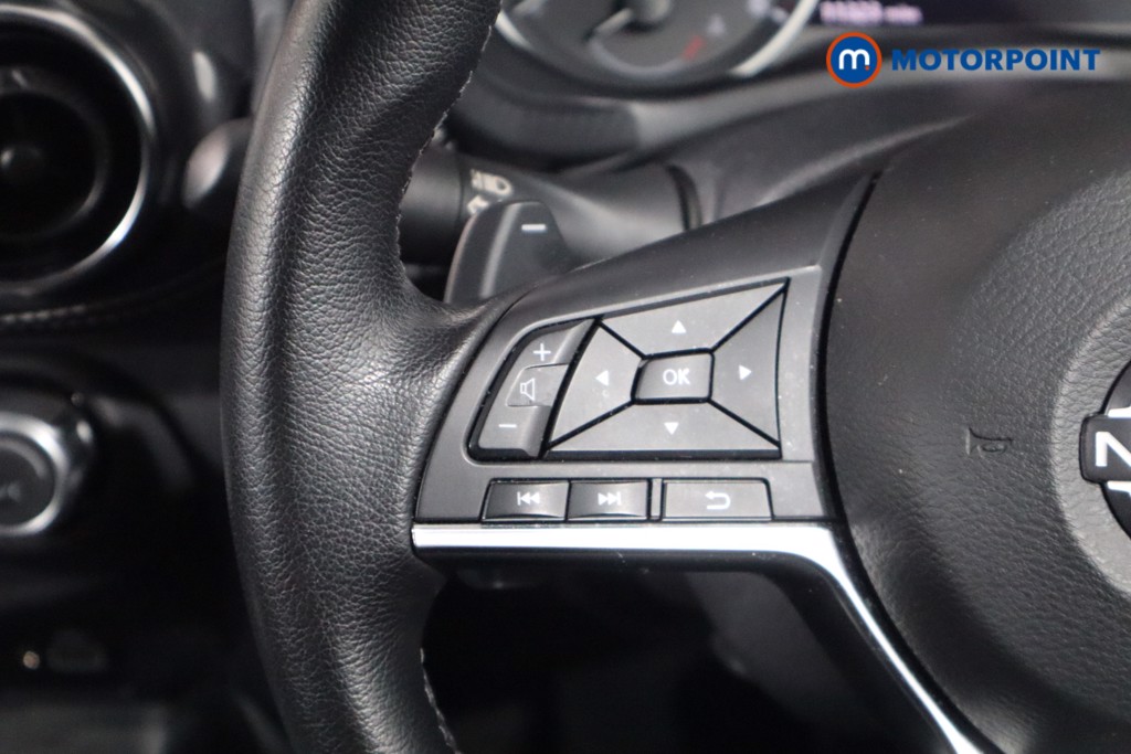 Nissan Juke N-Connecta Automatic Petrol SUV - Stock Number (1569819) - 7th supplementary image