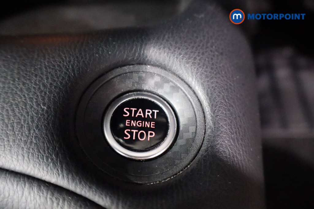 Nissan Juke N-Connecta Automatic Petrol SUV - Stock Number (1569819) - 13th supplementary image
