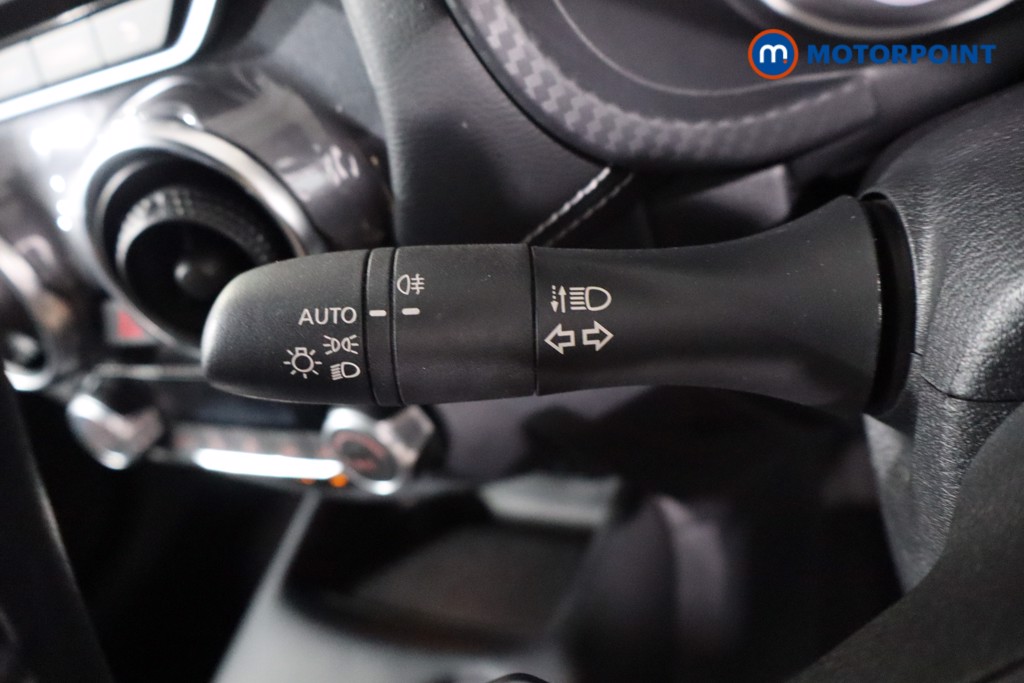 Nissan Juke N-Connecta Automatic Petrol SUV - Stock Number (1569819) - 18th supplementary image