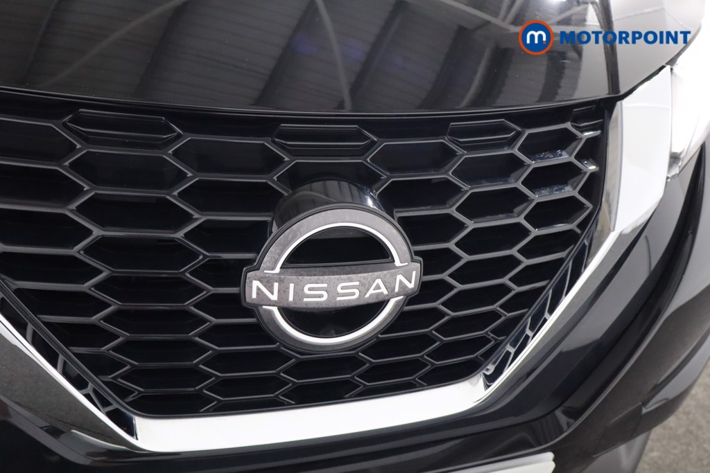 Nissan Juke N-Connecta Automatic Petrol SUV - Stock Number (1569819) - 27th supplementary image