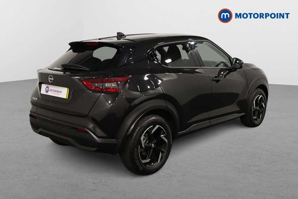 Nissan Juke N-Connecta Automatic Petrol SUV - Stock Number (1569819) - Drivers side rear corner