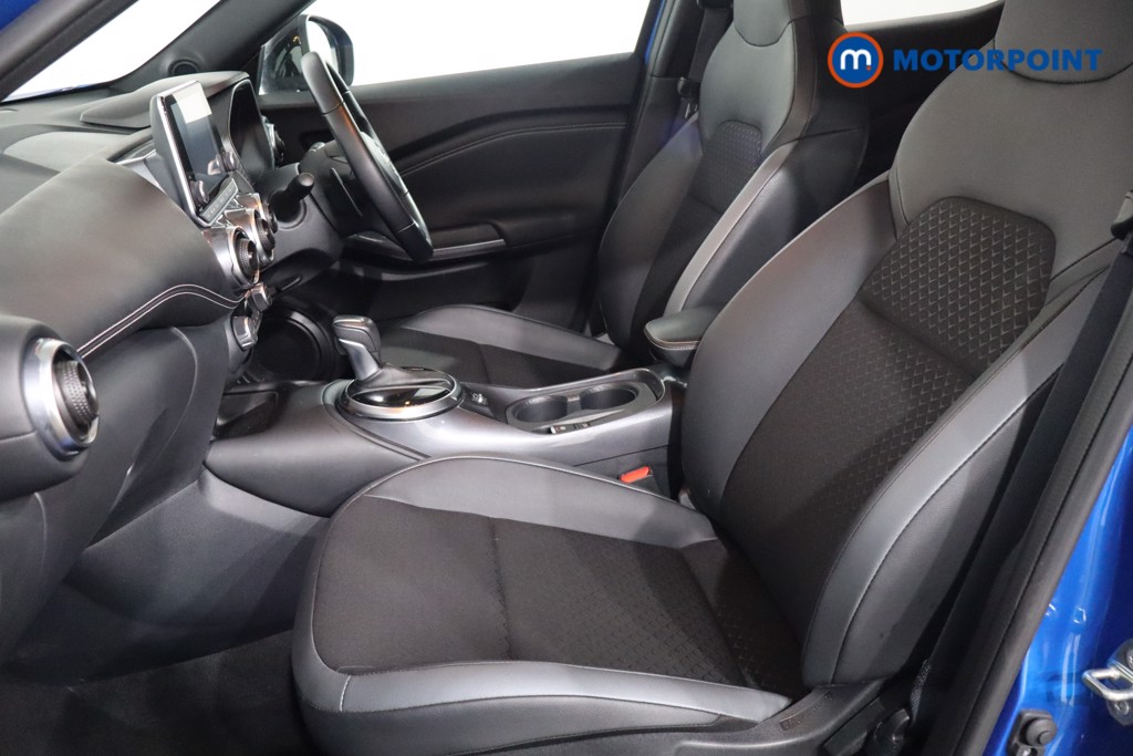 Nissan Juke N-Connecta Automatic Petrol SUV - Stock Number (1569826) - 4th supplementary image