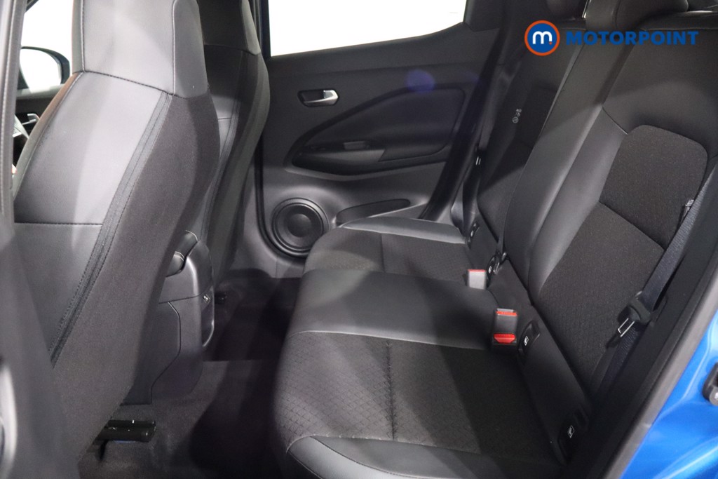 Nissan Juke N-Connecta Automatic Petrol SUV - Stock Number (1569826) - 5th supplementary image
