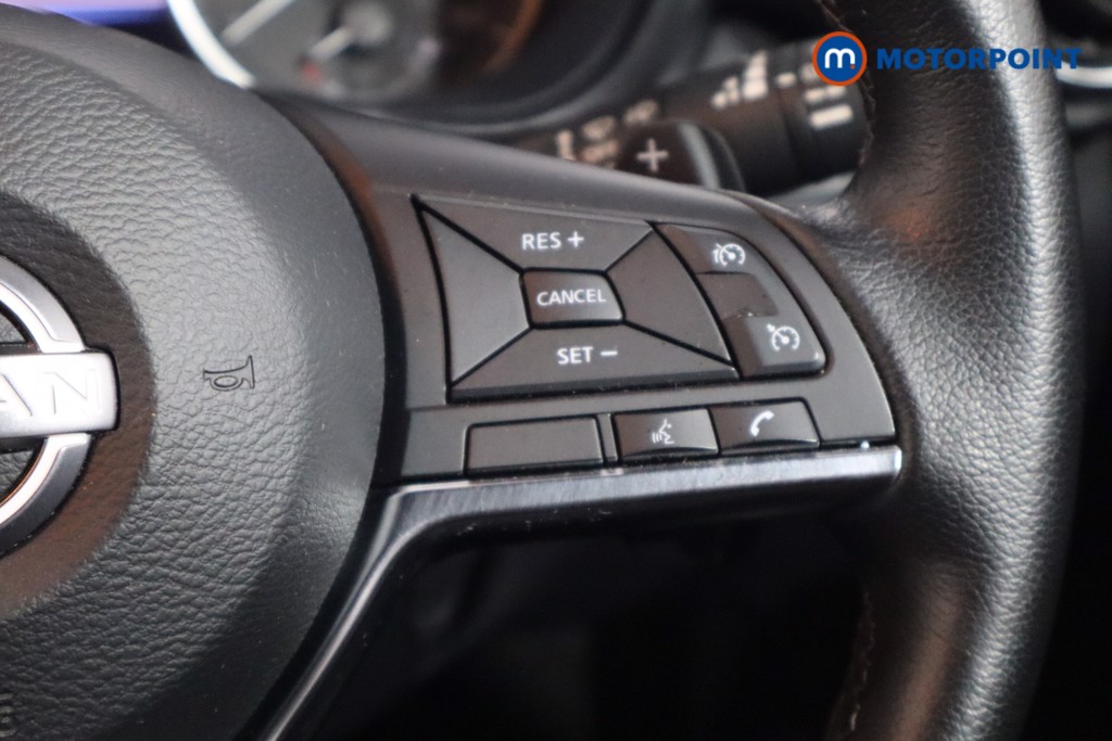 Nissan Juke N-Connecta Automatic Petrol SUV - Stock Number (1569826) - 8th supplementary image