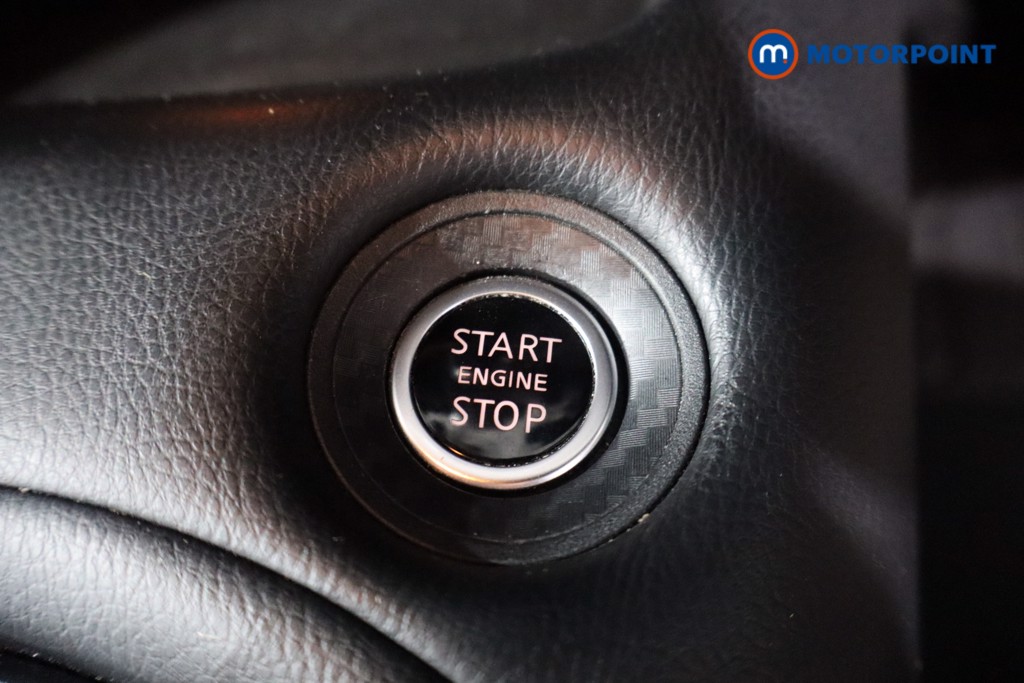 Nissan Juke N-Connecta Automatic Petrol SUV - Stock Number (1569827) - 13th supplementary image