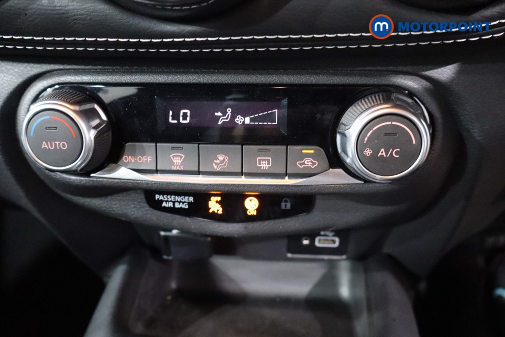 Nissan Juke N-Connecta Automatic Petrol SUV - Stock Number (1569827) - 16th supplementary image
