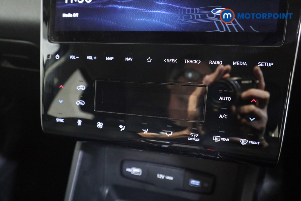 Hyundai Tucson Se Connect Manual Petrol SUV - Stock Number (1569939) - 7th supplementary image