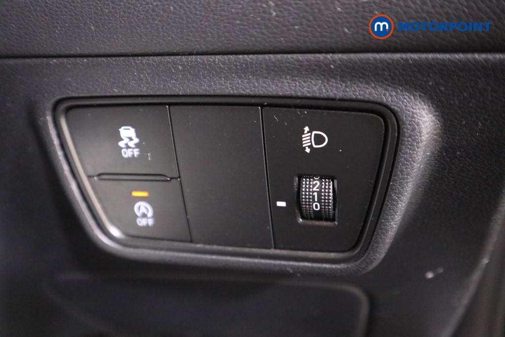 Hyundai Tucson Se Connect Manual Petrol SUV - Stock Number (1569939) - 9th supplementary image