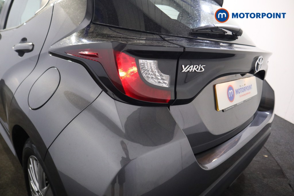 Toyota Yaris Icon Automatic Petrol-Electric Hybrid Hatchback - Stock Number (1569995) - 18th supplementary image