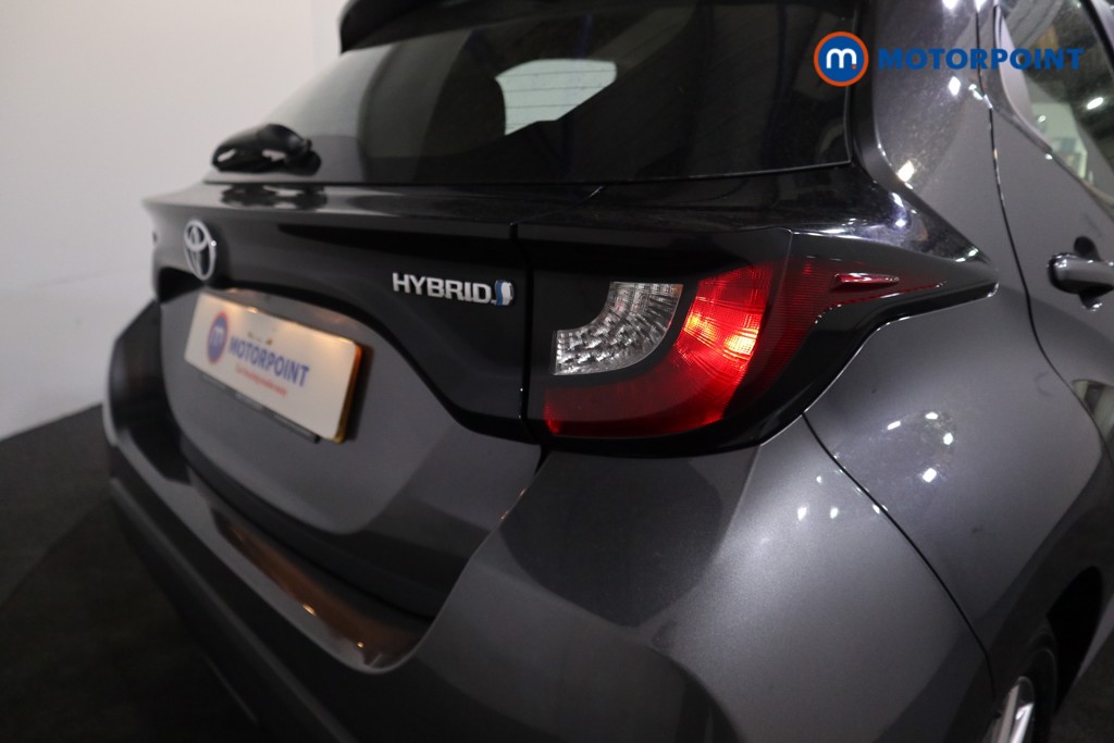Toyota Yaris Icon Automatic Petrol-Electric Hybrid Hatchback - Stock Number (1569995) - 19th supplementary image