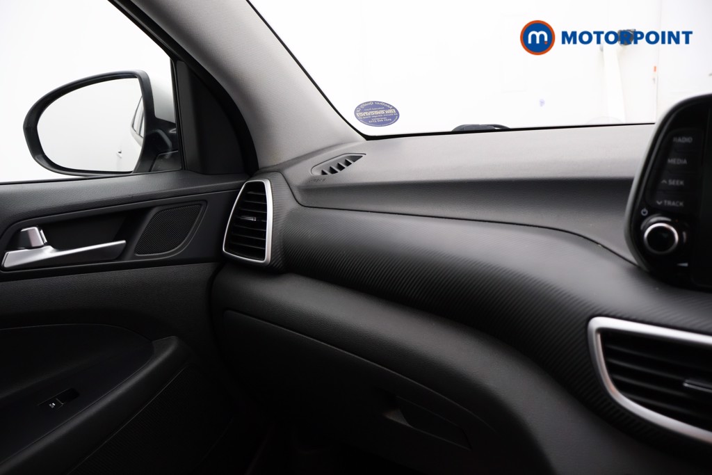 Hyundai Tucson Se Nav Manual Petrol SUV - Stock Number (1570019) - 9th supplementary image