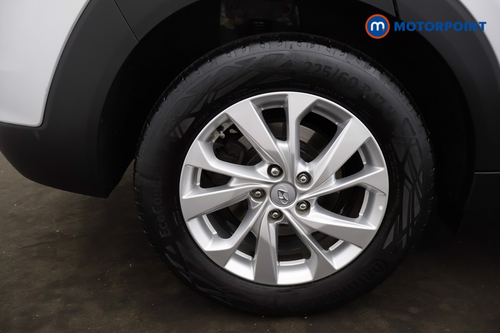 Hyundai Tucson Se Nav Manual Petrol SUV - Stock Number (1570019) - 13th supplementary image