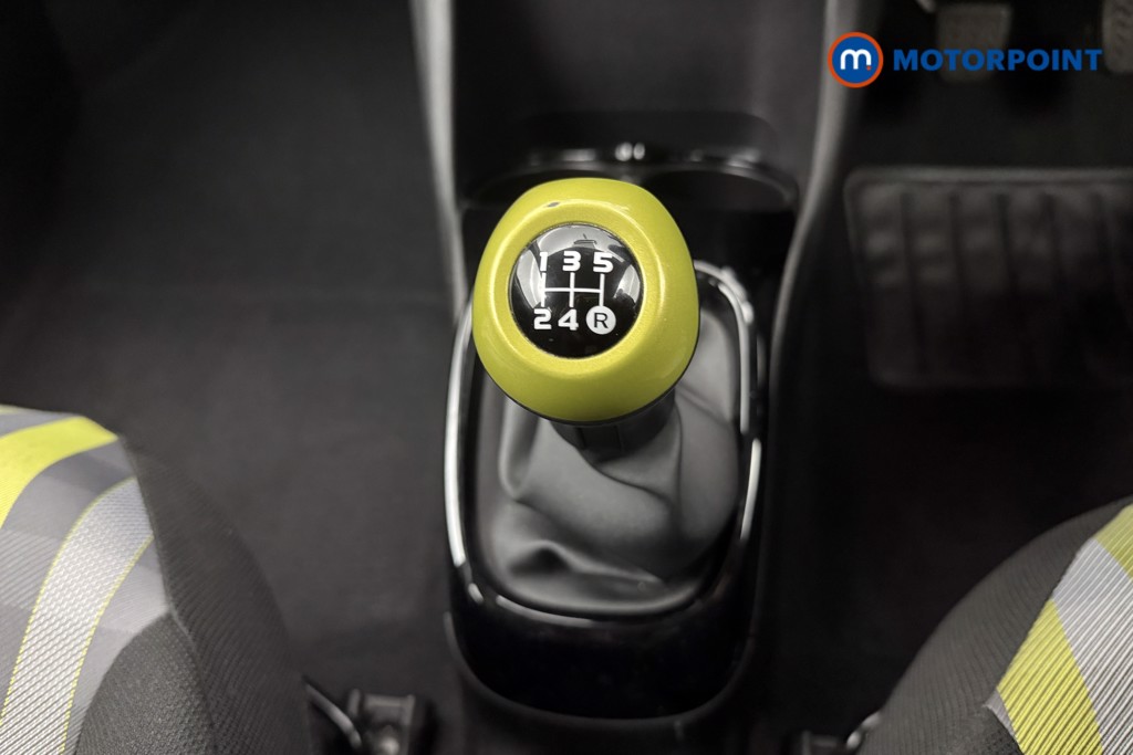 Peugeot 108 Collection Manual Petrol Hatchback - Stock Number (1570028) - 6th supplementary image