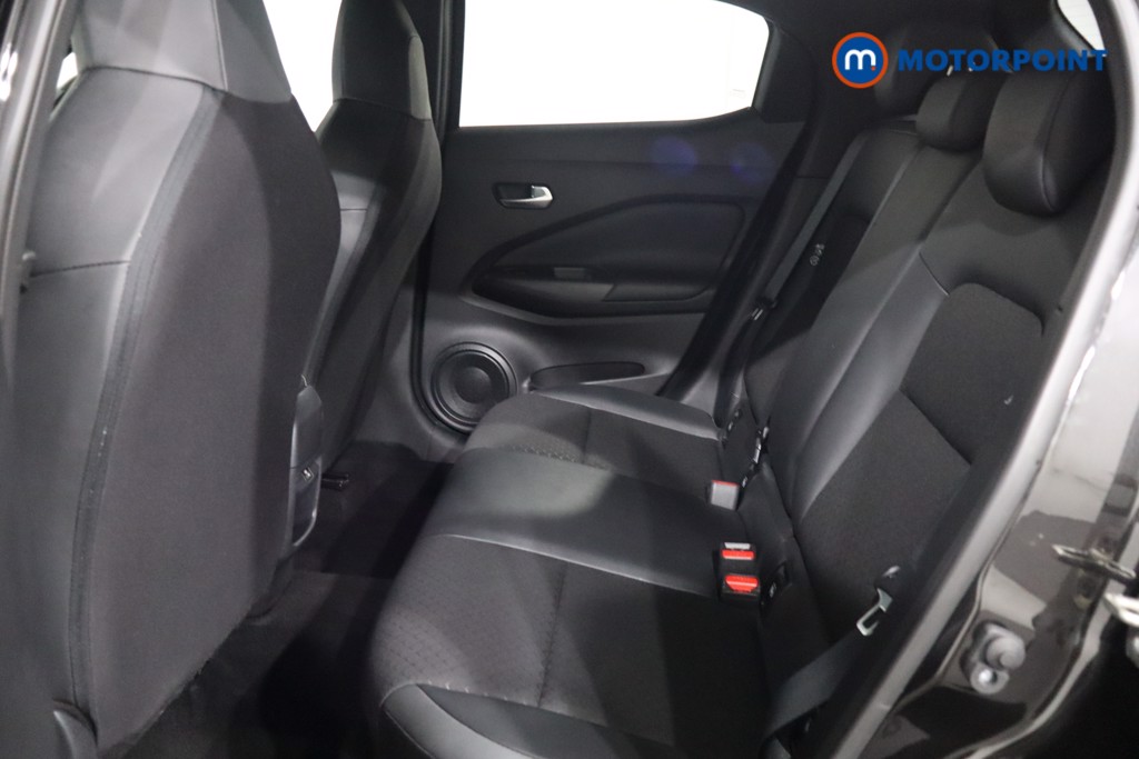 Nissan Juke N-Connecta Automatic Petrol SUV - Stock Number (1570057) - 5th supplementary image