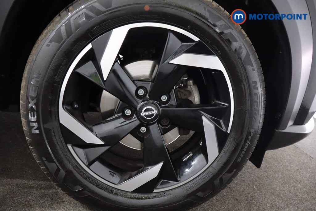 Nissan Juke N-Connecta Automatic Petrol SUV - Stock Number (1570057) - 9th supplementary image