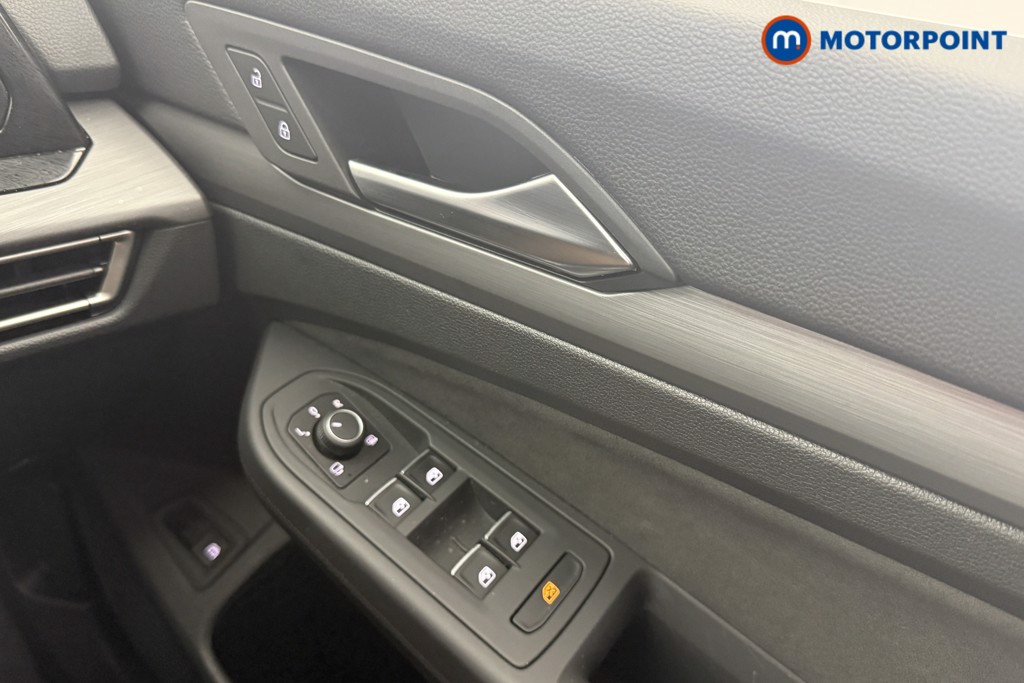 Volkswagen Golf Style Automatic Petrol Plug-In Hybrid Hatchback - Stock Number (1570170) - 12th supplementary image