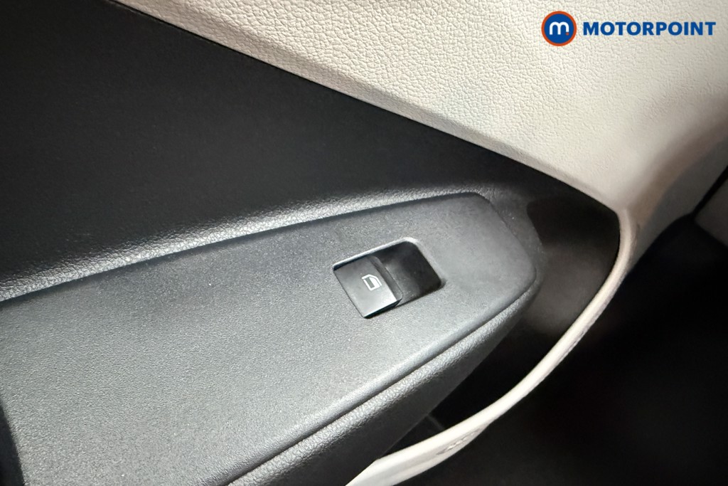Hyundai I10 Premium Automatic Petrol Hatchback - Stock Number (1570253) - 13th supplementary image