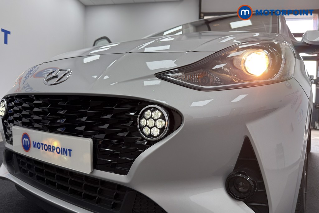 Hyundai I10 Premium Automatic Petrol Hatchback - Stock Number (1570253) - 24th supplementary image