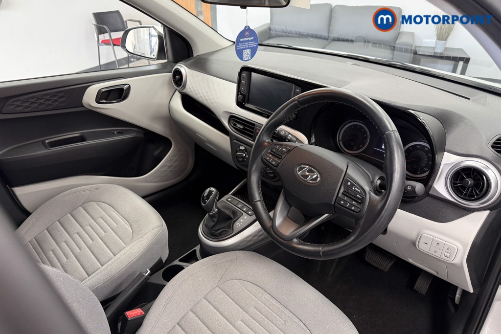 Hyundai I10 Premium Automatic Petrol Hatchback - Stock Number (1570253) - 1st supplementary image
