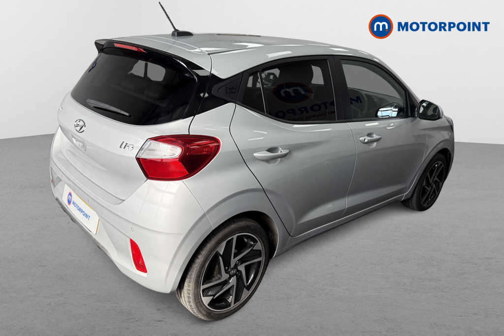 Hyundai I10 Premium Automatic Petrol Hatchback - Stock Number (1570253) - Drivers side rear corner