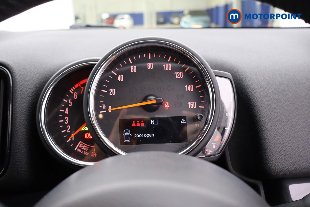 Mini Countryman Cooper Classic Manual Petrol SUV - Stock Number (1570267) - 4th supplementary image