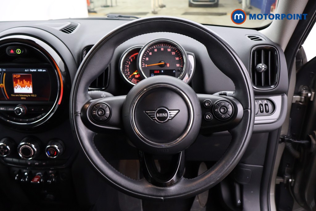 Mini Countryman Cooper Classic Manual Petrol SUV - Stock Number (1570267) - 1st supplementary image