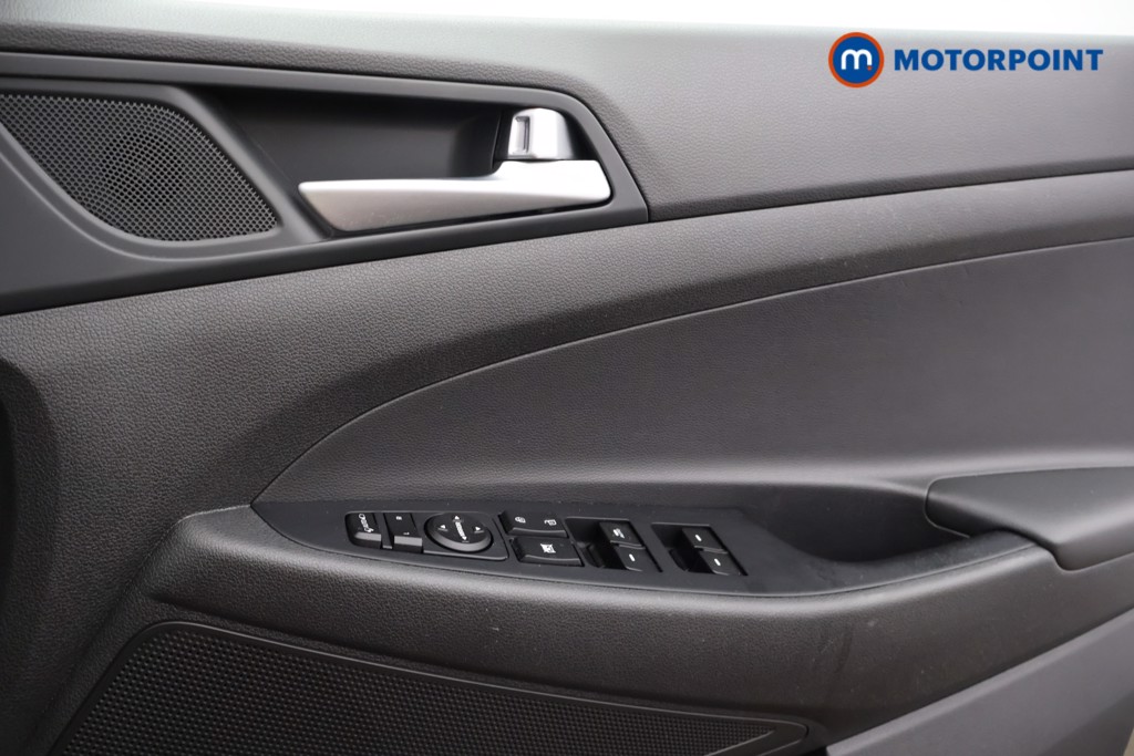 Hyundai Tucson Se Nav Manual Diesel SUV - Stock Number (1570301) - 5th supplementary image