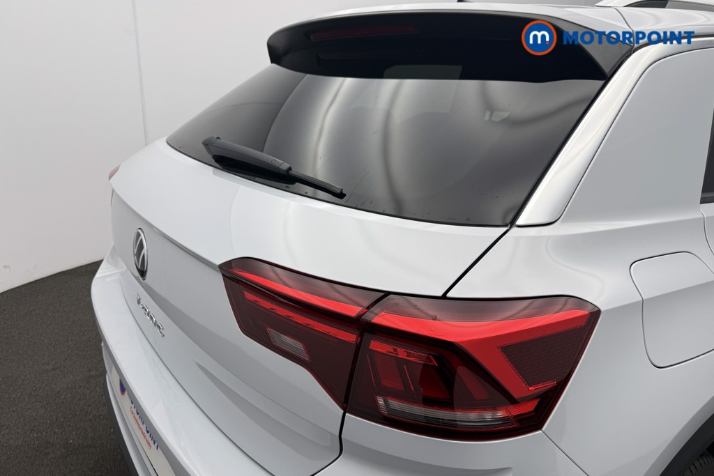 Volkswagen T-Roc R-Line Automatic Petrol SUV - Stock Number (1570616) - 24th supplementary image