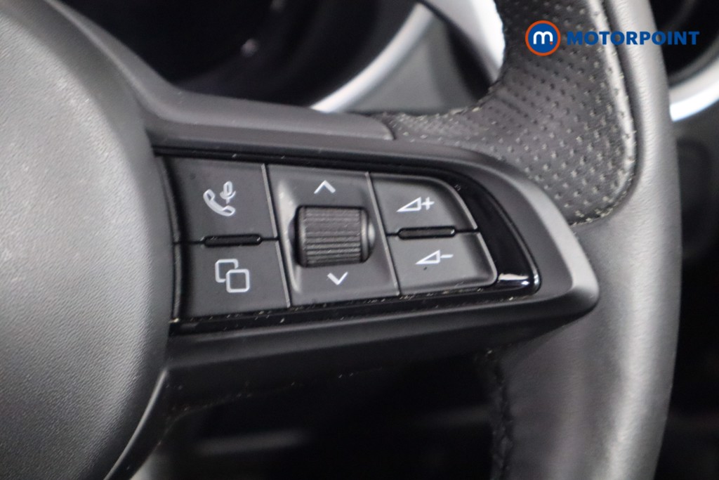 Alfa Romeo Stelvio Veloce Automatic Petrol SUV - Stock Number (1570630) - 8th supplementary image