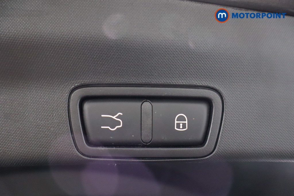 Alfa Romeo Stelvio Veloce Automatic Petrol SUV - Stock Number (1570630) - 39th supplementary image
