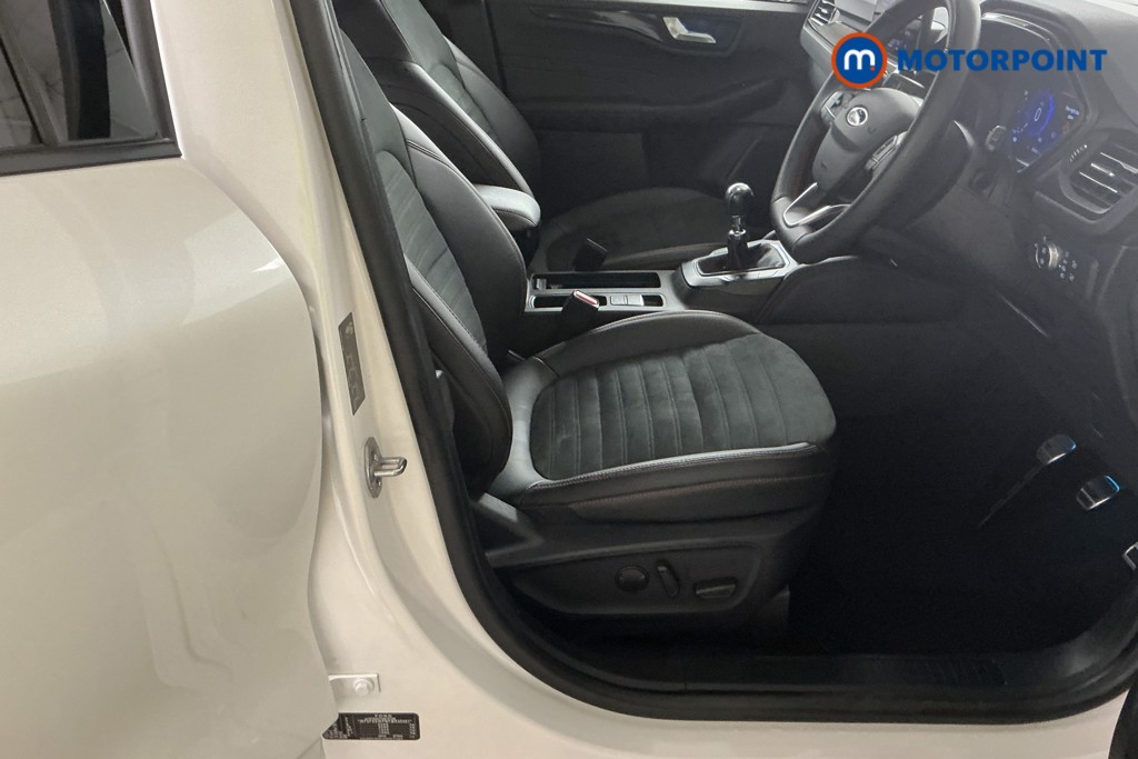Ford Kuga St-Line X Manual Diesel SUV - Stock Number (1570917) - 4th supplementary image