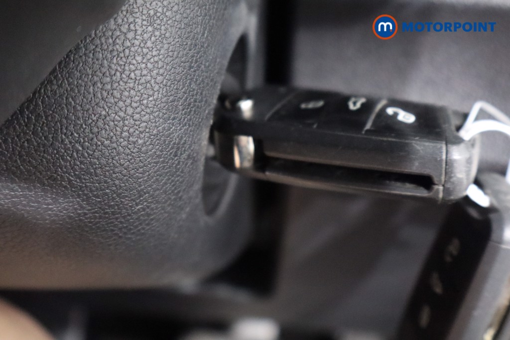 Volkswagen T-Roc Black Edition Automatic Petrol SUV - Stock Number (1571610) - 13th supplementary image